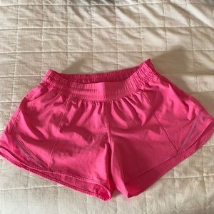 Lululemon Hotty hot 4* long shorts - dark pink prism